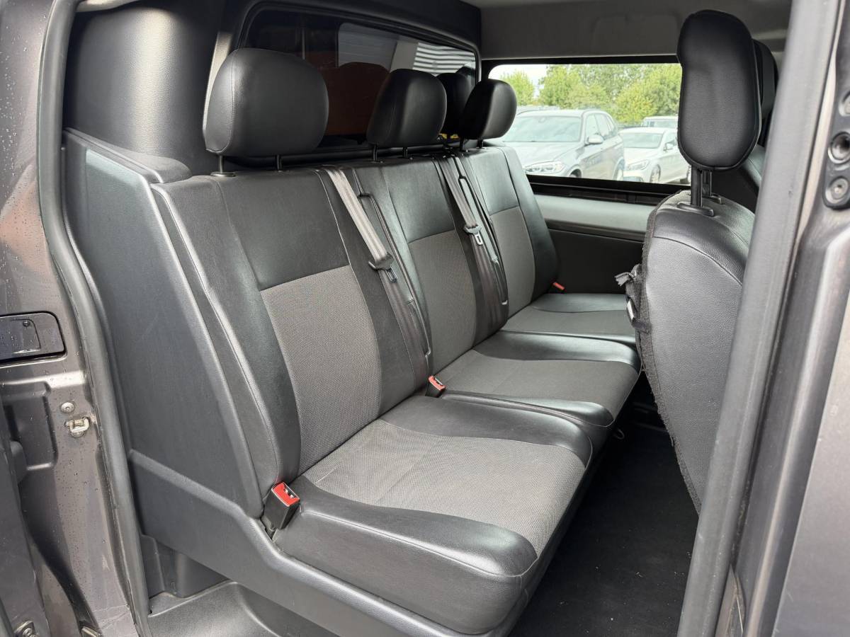 Peugeot Expert Peugeot Expert 231L 2.0 BlueHDI 180 Premium Pack | Navigatie | Camera | Trekhaak | Lederen Bekleding |