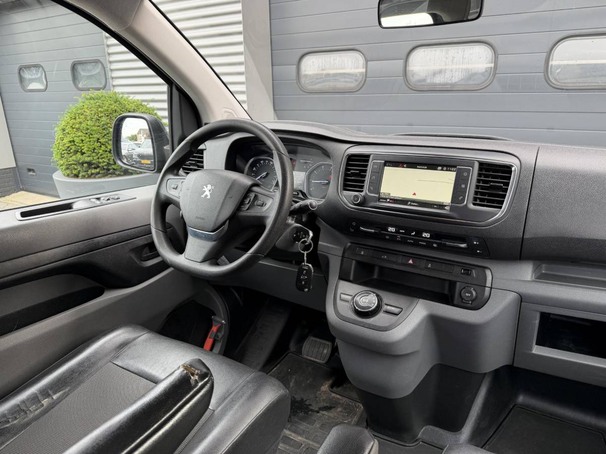Peugeot Expert Peugeot Expert 231L 2.0 BlueHDI 180 Premium Pack | Navigatie | Camera | Trekhaak | Lederen Bekleding |