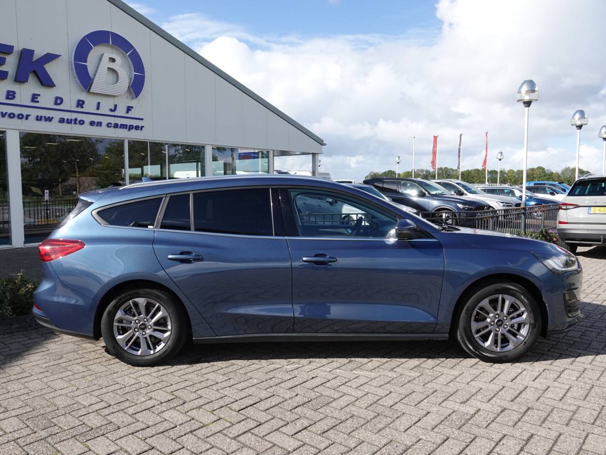 Ford Focus Ford Focus Wagon 1.0 EcoBoost 155PK Hybrid Titanium AUTOM. | TREKH. | NAVI | CRUISE | LMV