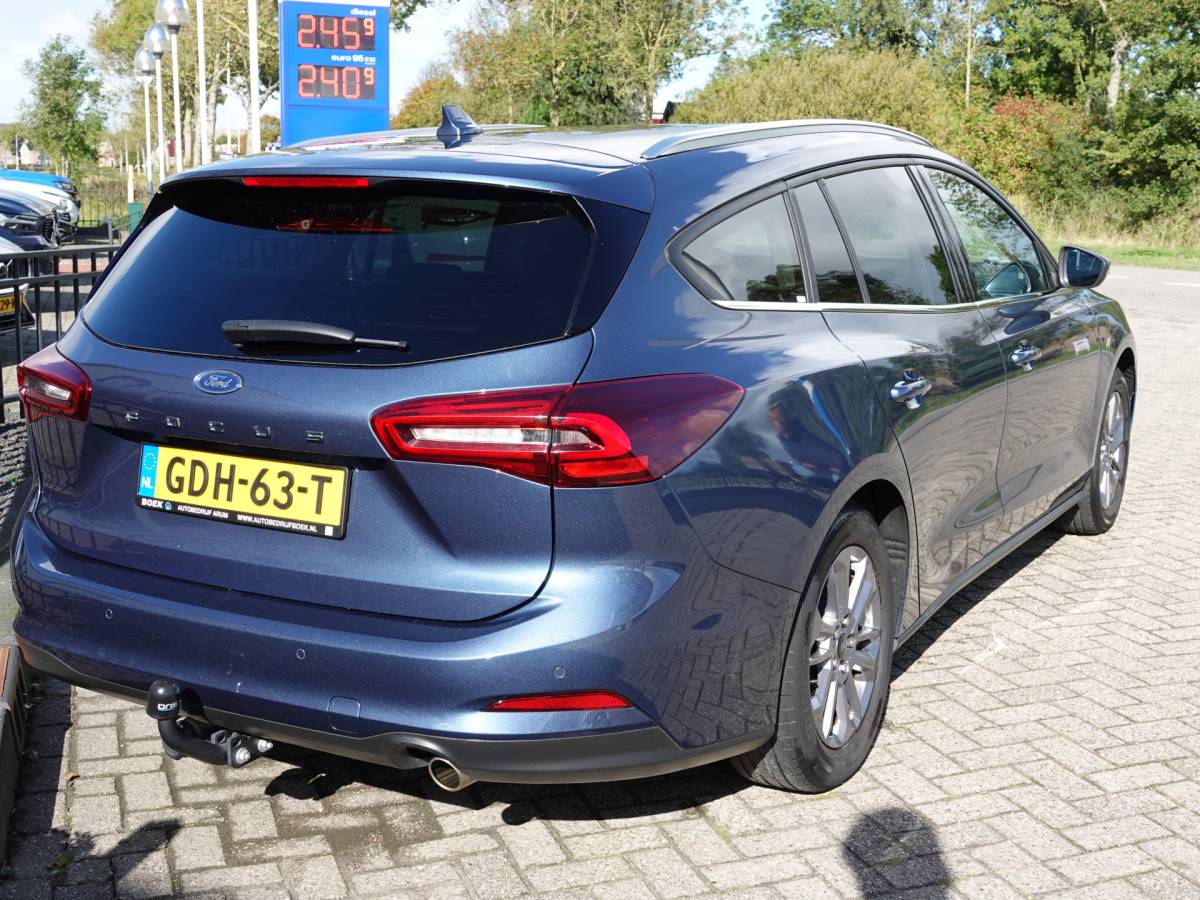 Ford Focus Ford Focus Wagon 1.0 EcoBoost 155PK Hybrid Titanium AUTOM. | TREKH. | NAVI | CRUISE | LMV