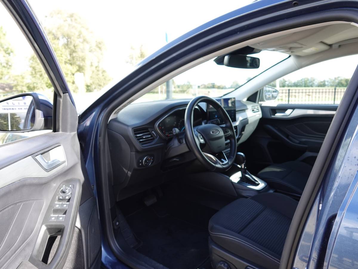 Ford Focus Ford Focus Wagon 1.0 EcoBoost 155PK Hybrid Titanium AUTOM. | TREKH. | NAVI | CRUISE | LMV