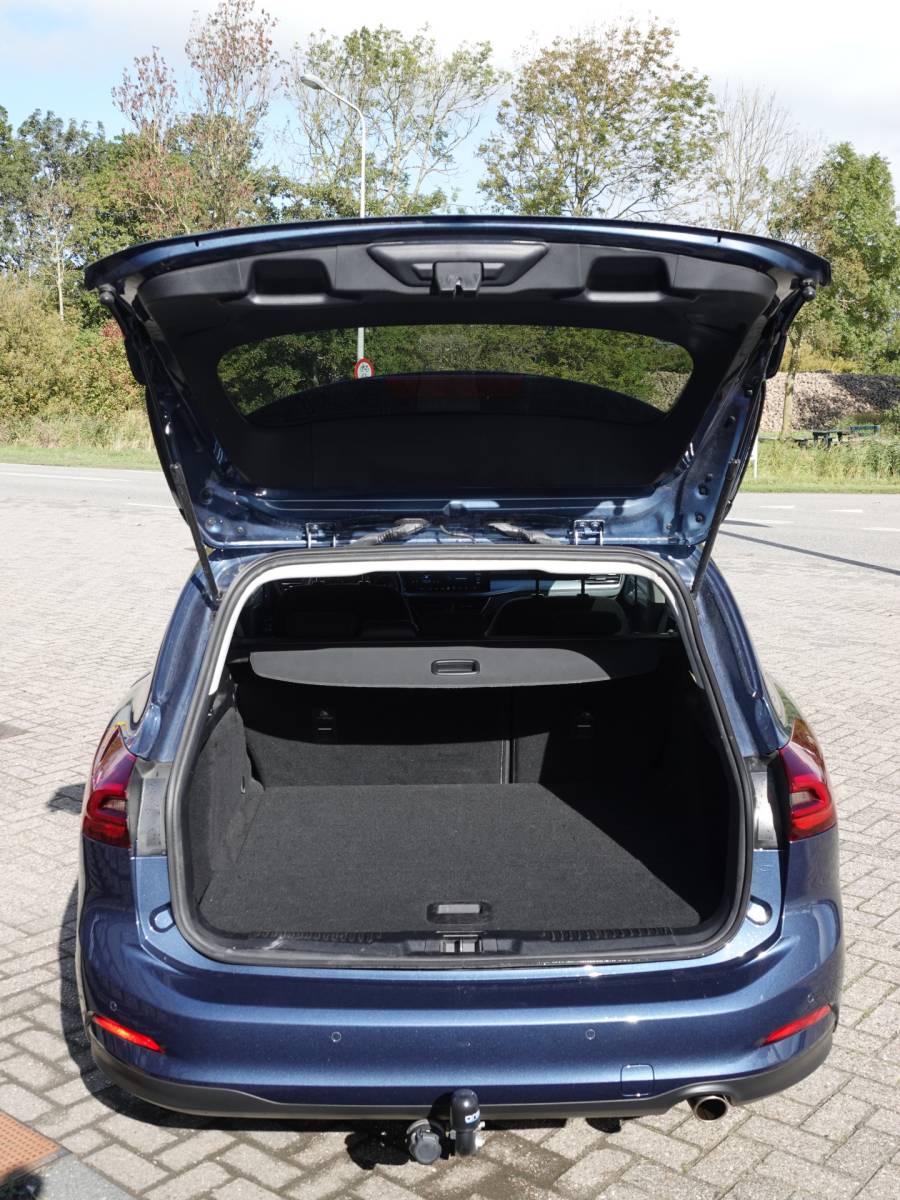 Ford Focus Ford Focus Wagon 1.0 EcoBoost 155PK Hybrid Titanium AUTOM. | TREKH. | NAVI | CRUISE | LMV