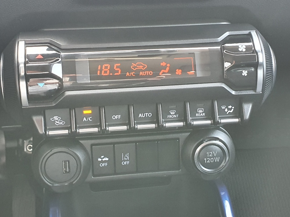 Suzuki Ignis Suzuki Ignis 1.2 Smart Hybrid Style Climate Control, Cruise Control, verschuifbare achterbank, keyless entry