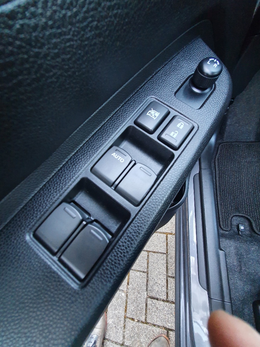 Suzuki Ignis Suzuki Ignis 1.2 Smart Hybrid Style Climate Control, Cruise Control, verschuifbare achterbank, keyless entry