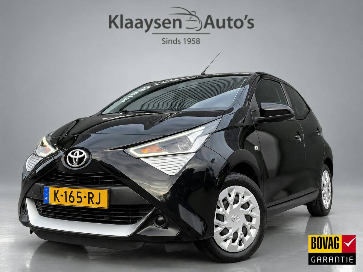 Toyota Aygo Toyota Aygo 1.0 VVT-i X-Play | 1e eigenaar | dealer onderh. | apple carplay-android auto | camera | BTW auto