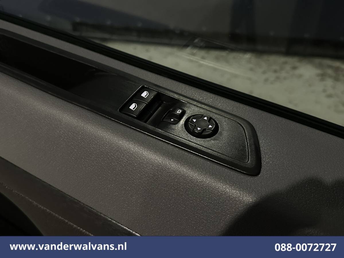 Opel Vivaro Opel Vivaro 1.5 CDTI L3H1 Euro6 Airco | Camera | Navigatie | Apple Carplay | Cruisecontrol Android Auto, Parkeersensoren, Sidebars