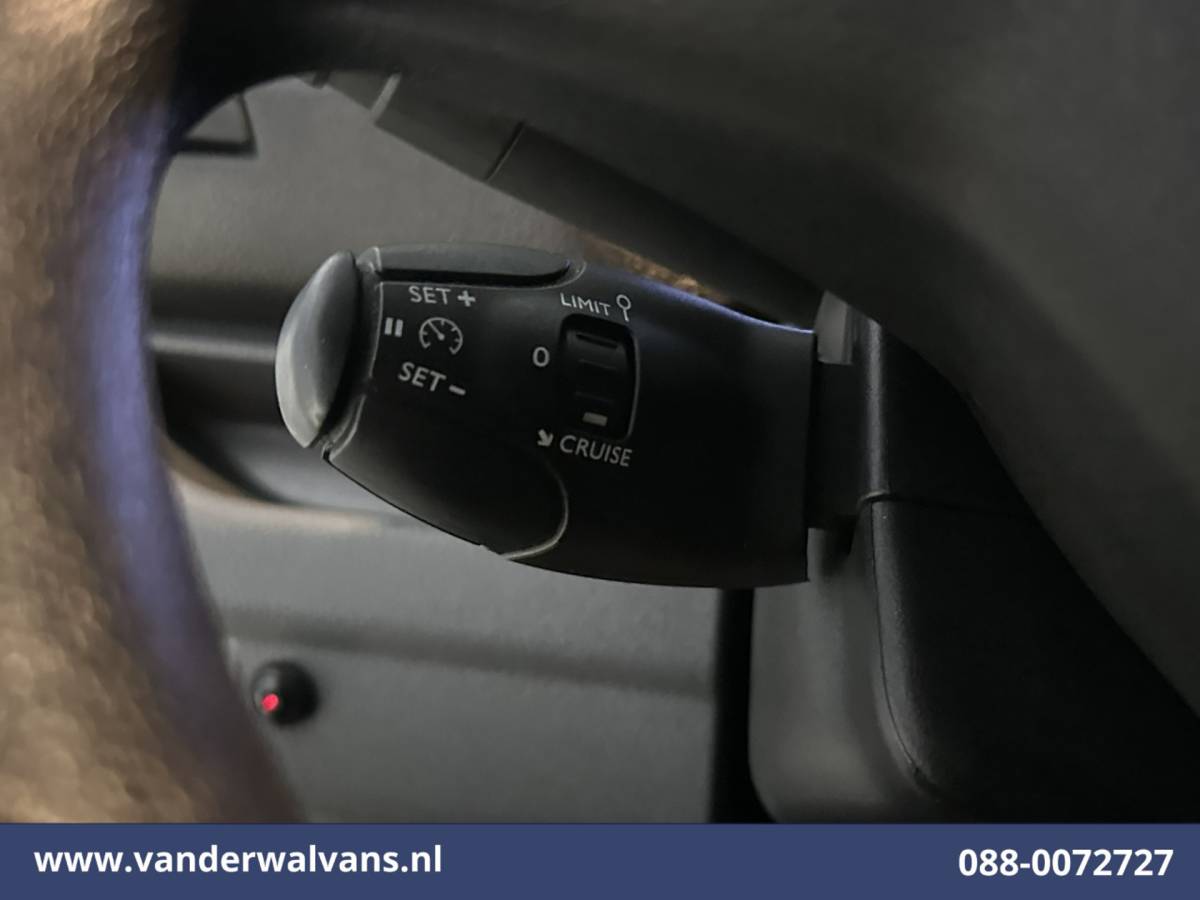 Opel Vivaro Opel Vivaro 1.5 CDTI L3H1 Euro6 Airco | Camera | Navigatie | Apple Carplay | Cruisecontrol Android Auto, Parkeersensoren, Sidebars