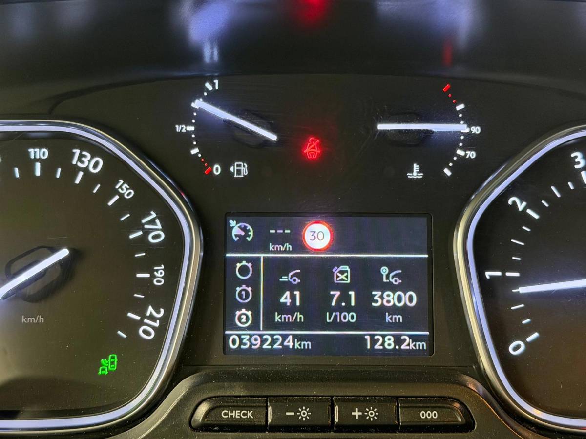 Peugeot Expert Peugeot Expert 1.5 BlueHDI 120 S&S L2 Navi, Camera, Carplay, Cruise Control, Trekhaak, Euro 6