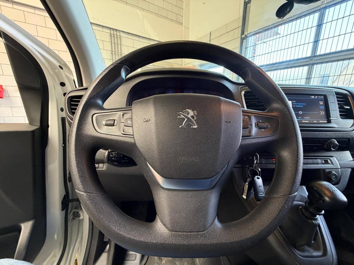 Peugeot Expert Peugeot Expert 1.5 BlueHDI 120 S&S L2 Navi, Camera, Carplay, Cruise Control, Trekhaak, Euro 6
