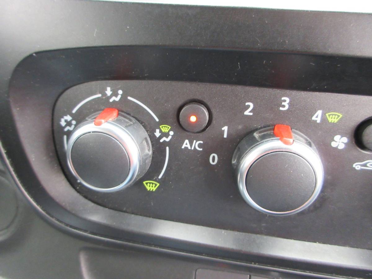 Renault Trafic Renault Trafic 2.0 dCi 120pk T29 L2 DC, Dubbel Cabine, Euro 6, Airco, Camera