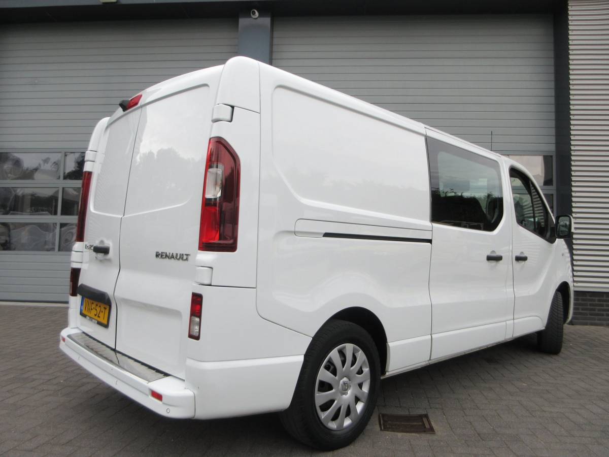 Renault Trafic Renault Trafic 2.0 dCi 120pk T29 L2 DC, Dubbel Cabine, Euro 6, Airco, Camera