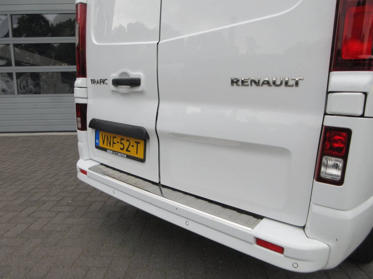 Renault Trafic Renault Trafic 2.0 dCi 120pk T29 L2 DC, Dubbel Cabine, Euro 6, Airco, Camera