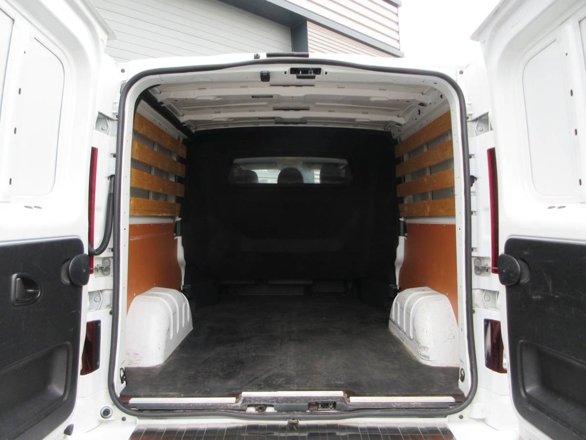 Renault Trafic Renault Trafic 2.0 dCi 120pk T29 L2 DC, Dubbel Cabine, Euro 6, Airco, Camera