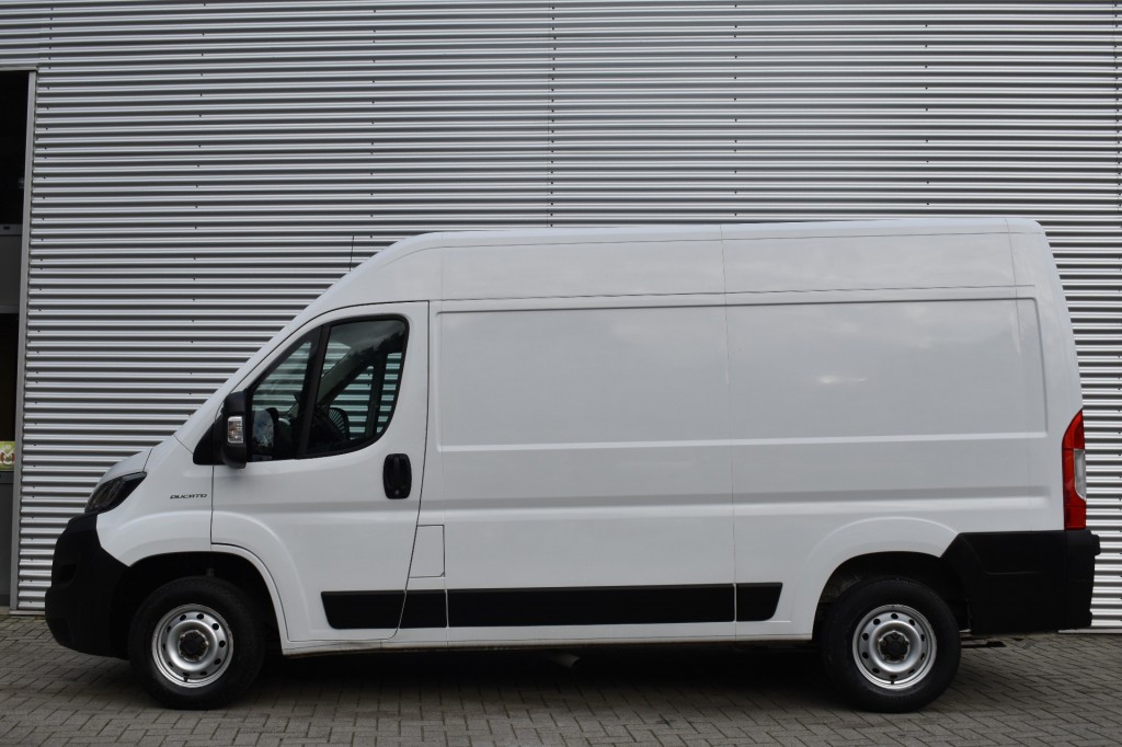 Fiat Ducato Fiat Ducato 30 2.3 MJ L2H2 / 1e EIGENAAR / NAVI / P.CAM. / CRUISE / ECC