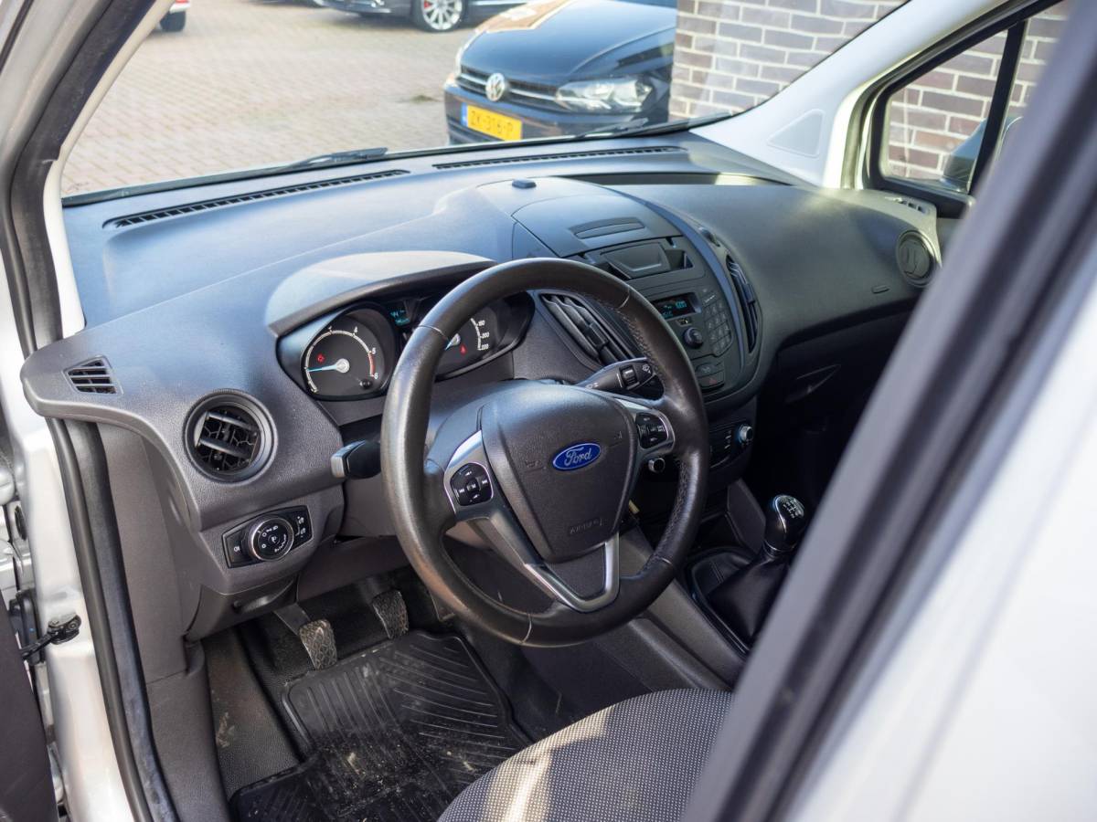 Ford Transit Courier Ford Transit Courier 1.5 TDCI Economy Edition Cruise control Verwarmde voorruit