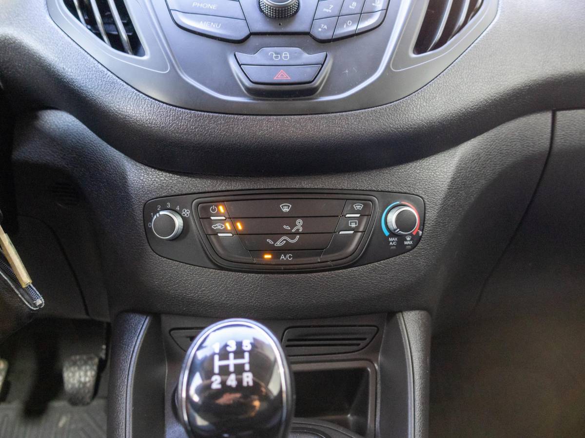 Ford Transit Courier Ford Transit Courier 1.5 TDCI Economy Edition Cruise control Verwarmde voorruit