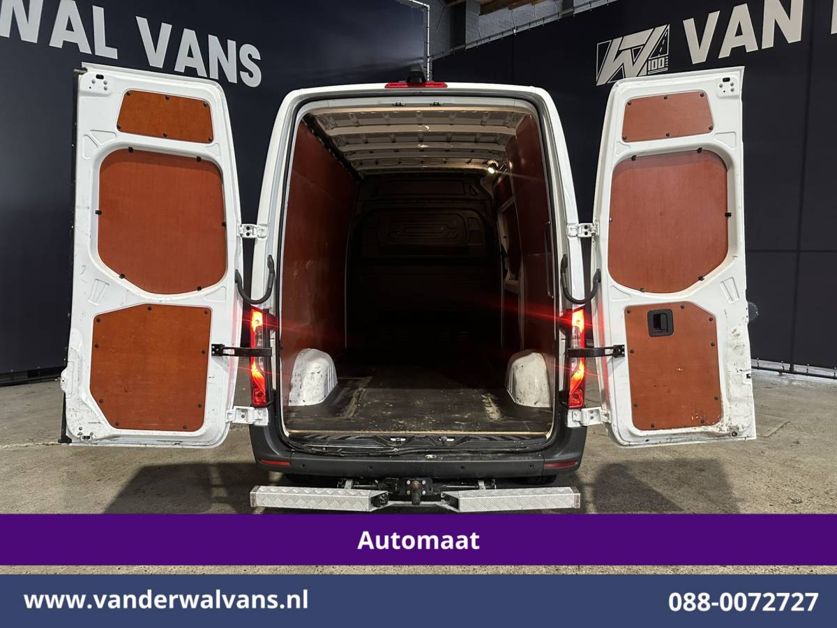 Mercedes-Benz Sprinter Mercedes-Benz Sprinter 317 CDI 170pk Automaat 3500kg Trekhaak L2H2 Euro6 Airco | Camera | Navigatie | Apple Carplay Android Auto, Cruisecontrol, Parkeersensoren