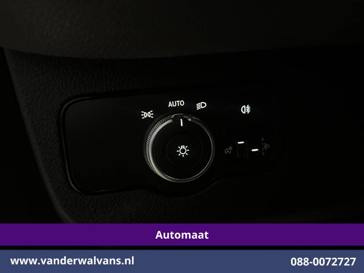 Mercedes-Benz Sprinter Mercedes-Benz Sprinter 317 CDI 170pk Automaat 3500kg Trekhaak L2H2 Euro6 Airco | Camera | Navigatie | Apple Carplay Android Auto, Cruisecontrol, Parkeersensoren