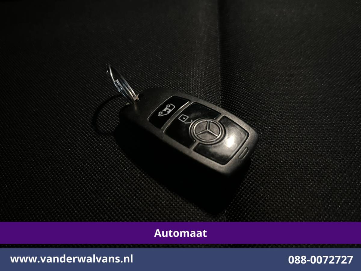 Mercedes-Benz Sprinter Mercedes-Benz Sprinter 317 CDI 170pk Automaat 3500kg Trekhaak L2H2 Euro6 Airco | Camera | Navigatie | Apple Carplay Android Auto, Cruisecontrol, Parkeersensoren