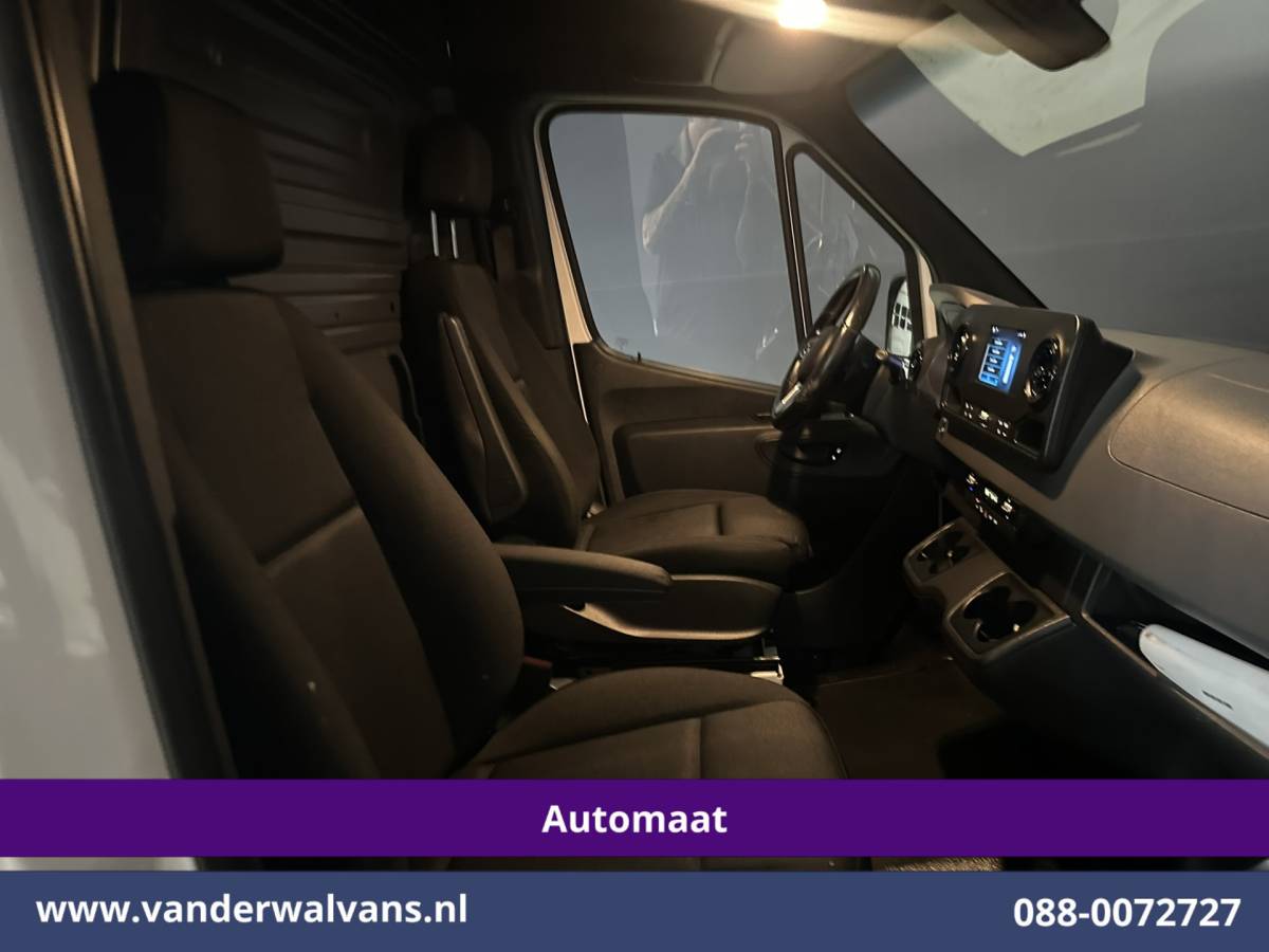 Mercedes-Benz Sprinter Mercedes-Benz Sprinter 317 CDI 170pk Automaat 3500kg Trekhaak L2H2 Euro6 Airco | Camera | Navigatie | Apple Carplay Android Auto, Cruisecontrol, Parkeersensoren