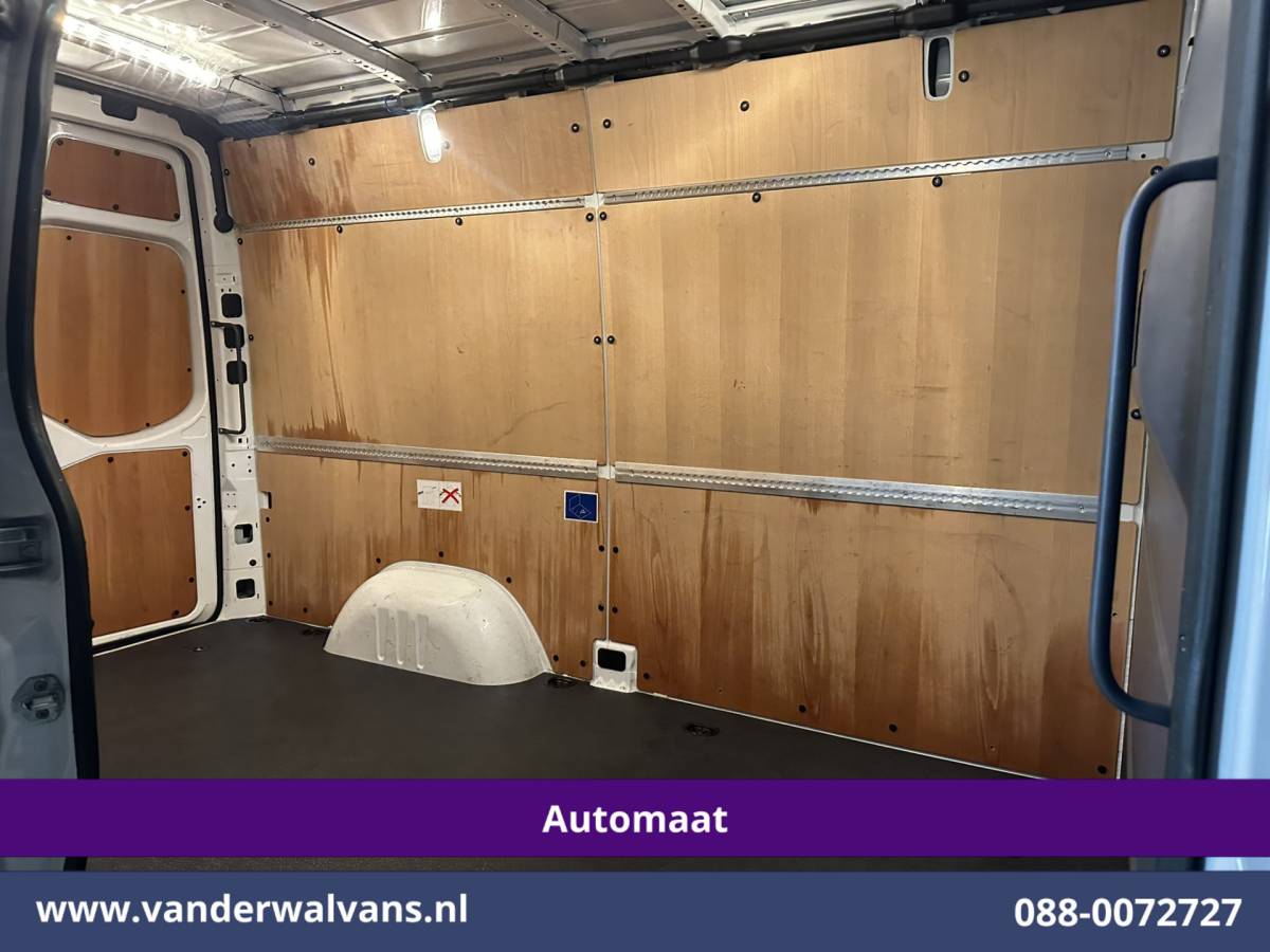 Mercedes-Benz Sprinter Mercedes-Benz Sprinter 317 CDI 170pk 9G-Tronic Automaat L2H2 Model 2025 Euro6 Airco | XL MBUX | Camera | Navigatie | LED | Cruisecontrol Stoelverwarming, Parkeersensoren, Bijrijdersbank, 3500kg trekvermogen mogelijk