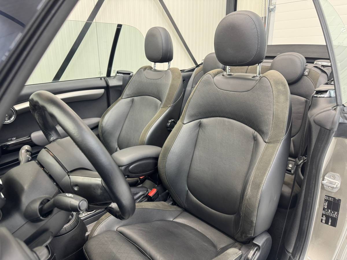 MINI Cooper S Cabrio Mini Cabrio 2.0 Cooper S Chili Serious Business |Parkeersensorenr|Led|Stoelverwarming|Leder|