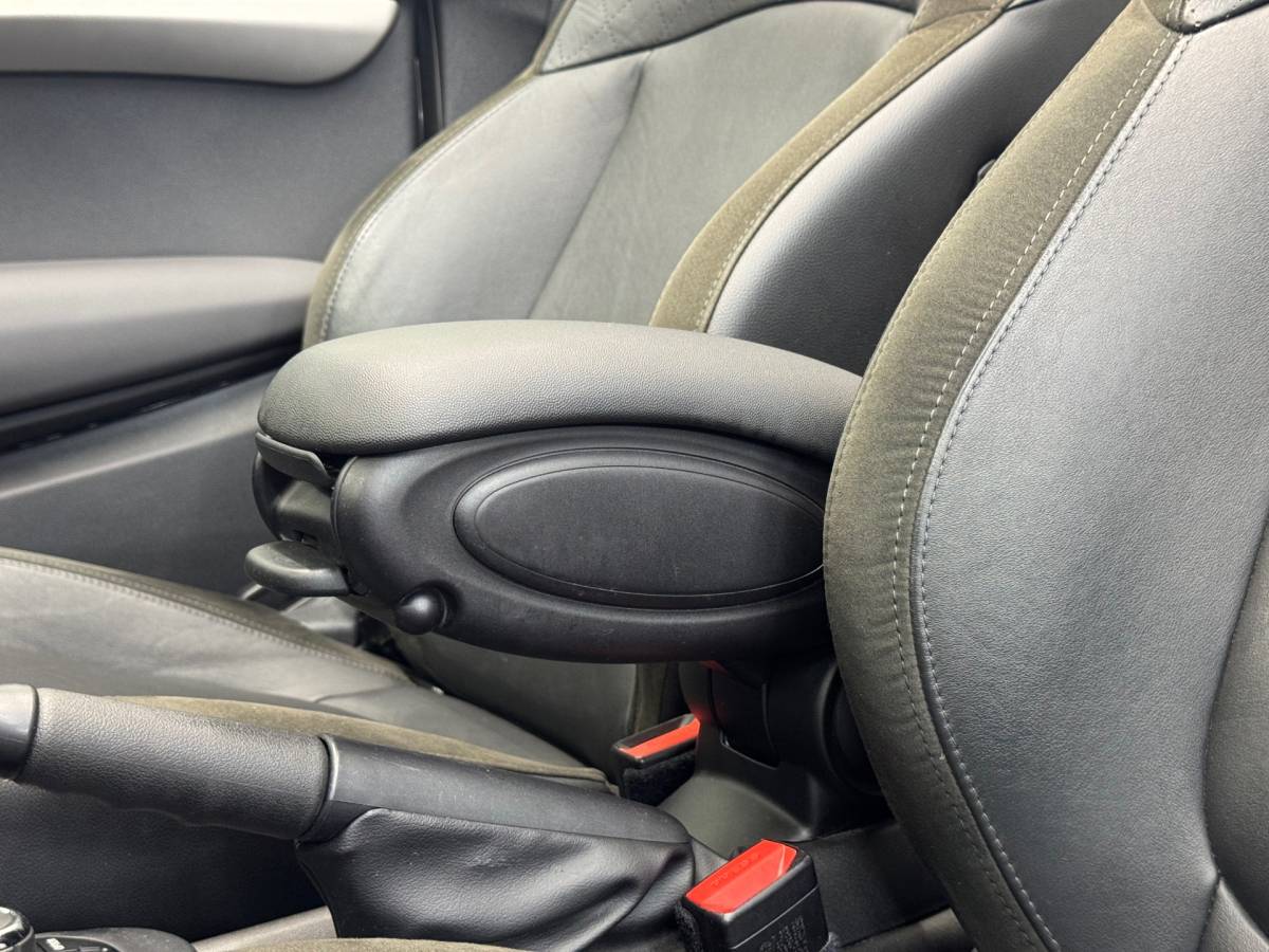 MINI Cooper S Cabrio Mini Cabrio 2.0 Cooper S Chili Serious Business |Parkeersensorenr|Led|Stoelverwarming|Leder|