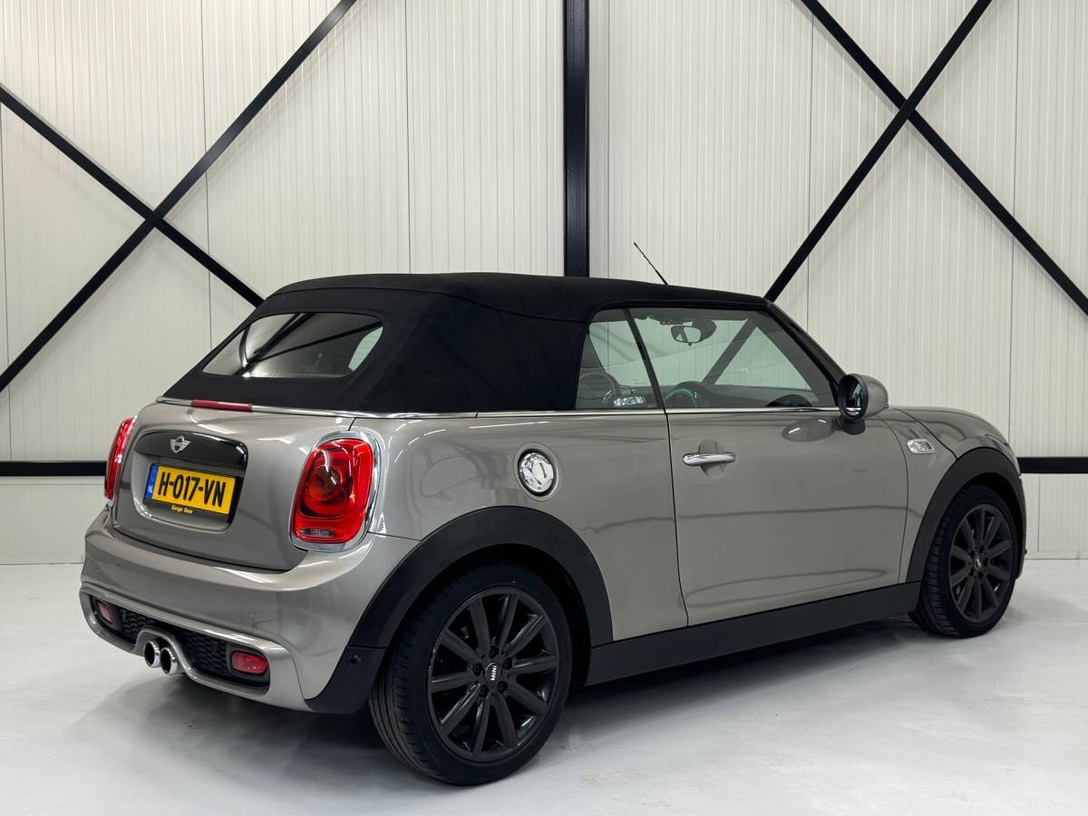 MINI Cooper S Cabrio Mini Cabrio 2.0 Cooper S Chili Serious Business |Parkeersensorenr|Led|Stoelverwarming|Leder|