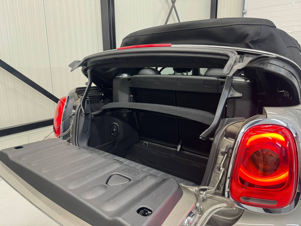 MINI Cooper S Cabrio Mini Cabrio 2.0 Cooper S Chili Serious Business |Parkeersensorenr|Led|Stoelverwarming|Leder|