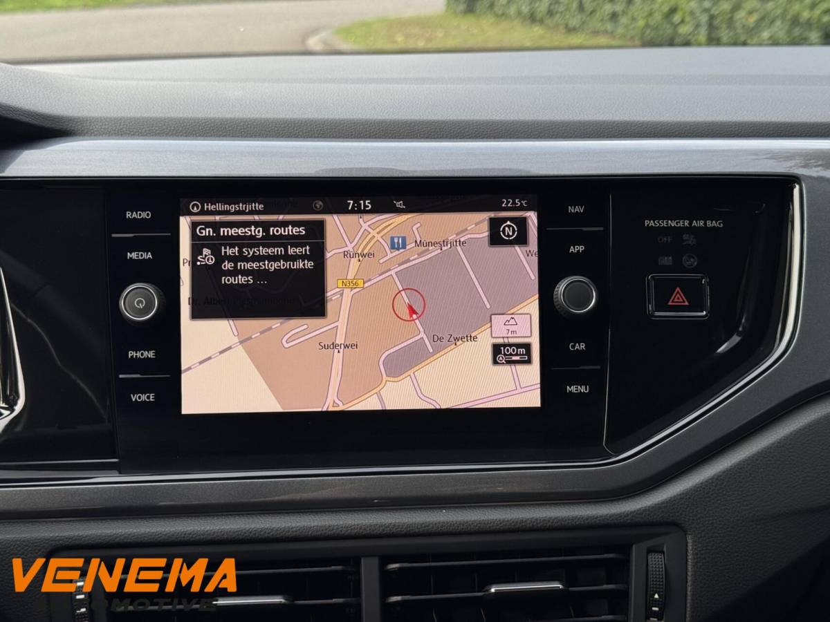 Volkswagen Polo VW Polo 1.0 TSI Highline LED/Navi/Stoelverw/PDC/CarPlay/16″