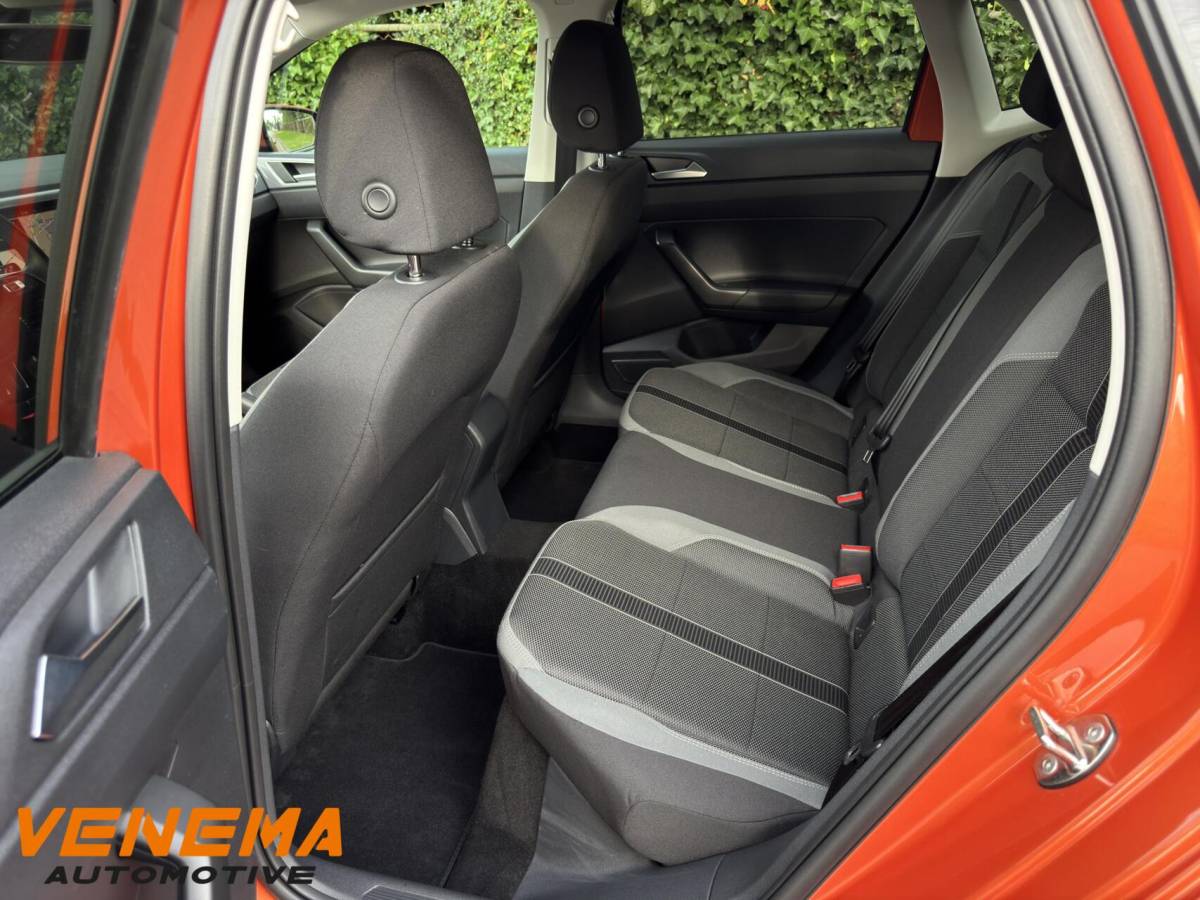 Volkswagen Polo VW Polo 1.0 TSI Highline LED/Navi/Stoelverw/PDC/CarPlay/16″