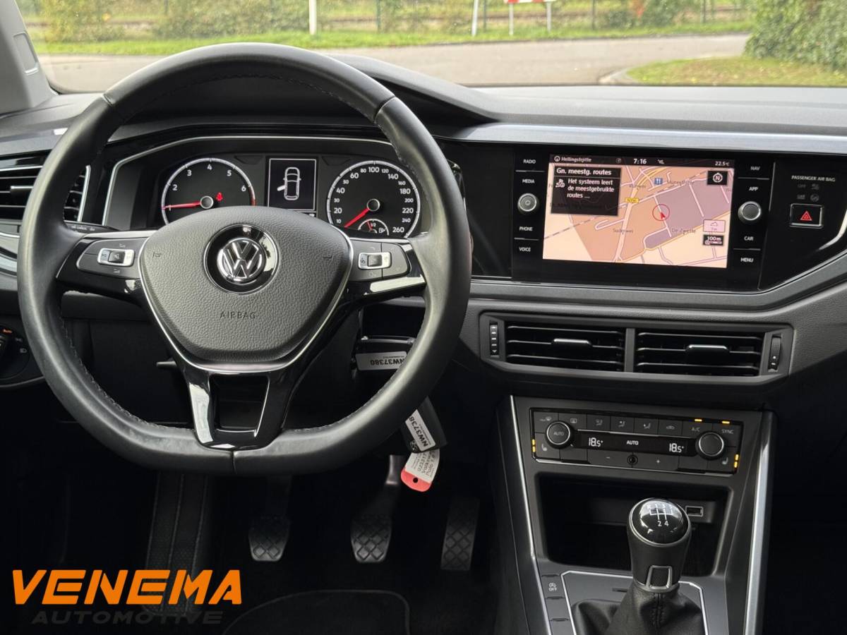 Volkswagen Polo VW Polo 1.0 TSI Highline LED/Navi/Stoelverw/PDC/CarPlay/16″