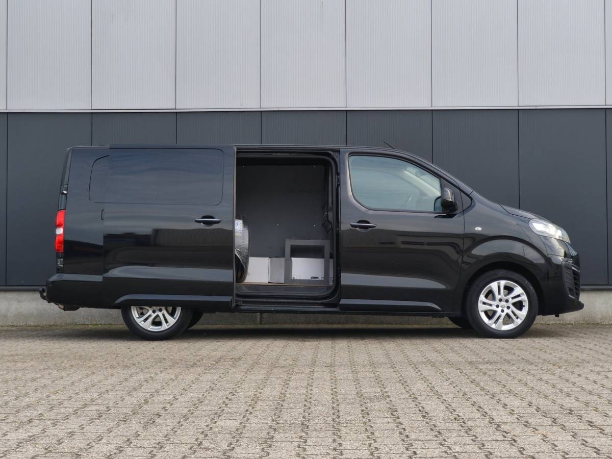 Opel Vivaro Opel Vivaro 2.0CDTI L2H1 7T AUT ELEKTR SCHUIFDEUR PDC CLIMATE CRUISE