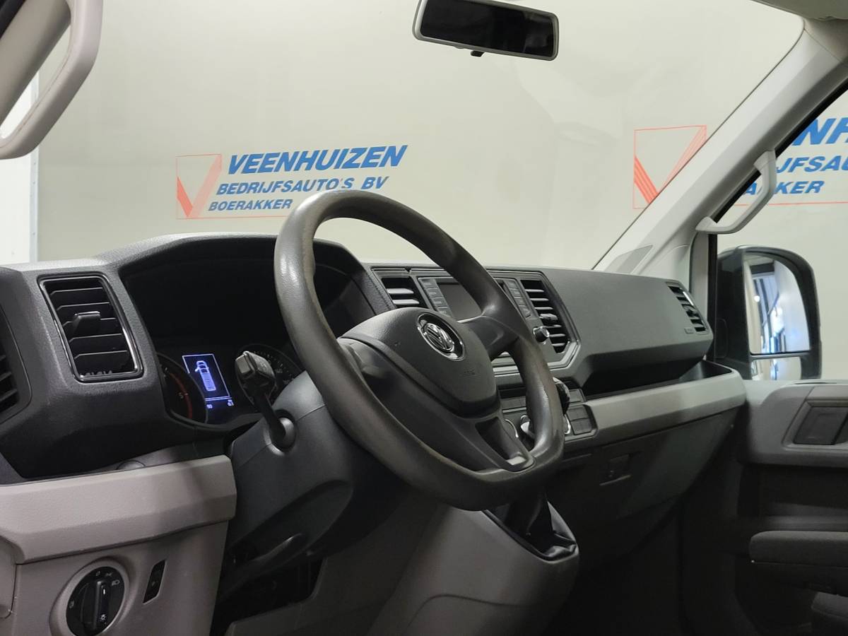 Volkswagen Crafter Volkswagen Crafter 2.0TDI L3/H3 3000kg Trekgewicht Euro 6!