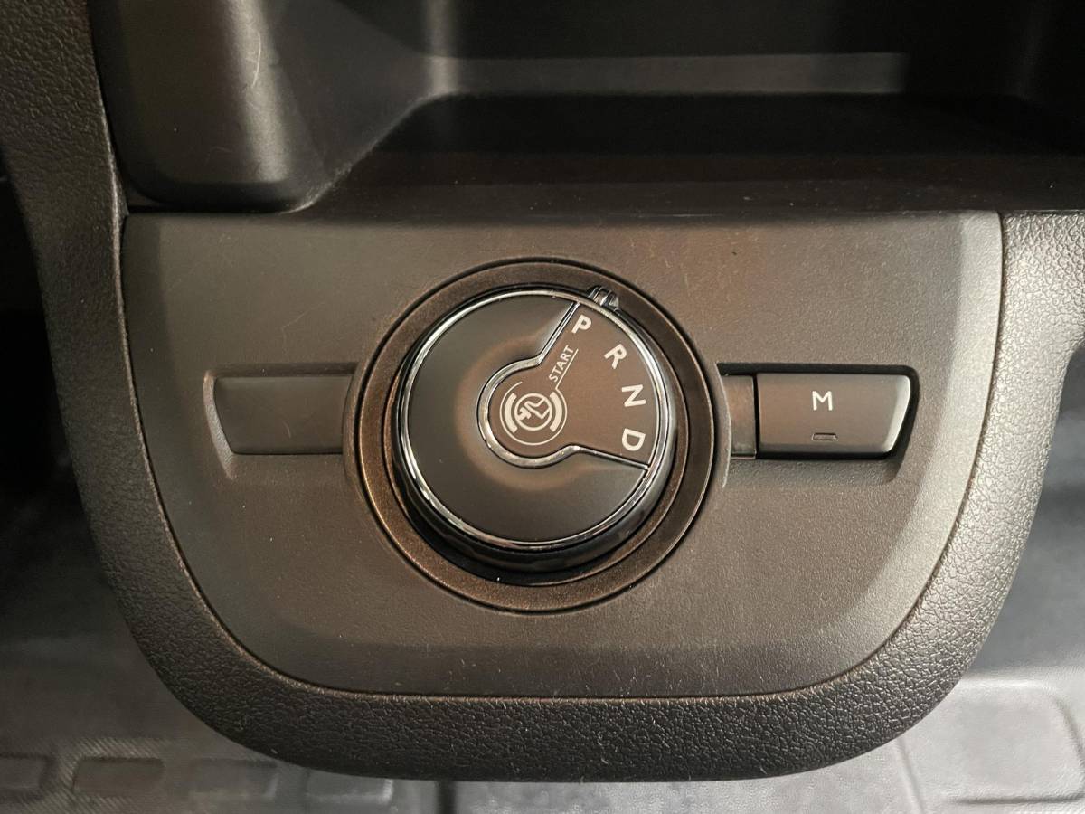 Peugeot Expert Peugeot Expert 2.0 BlueHDI 180PK Long Premium Dubbele Cabine Automaat Automaat Airco App-Connect LM Velgen