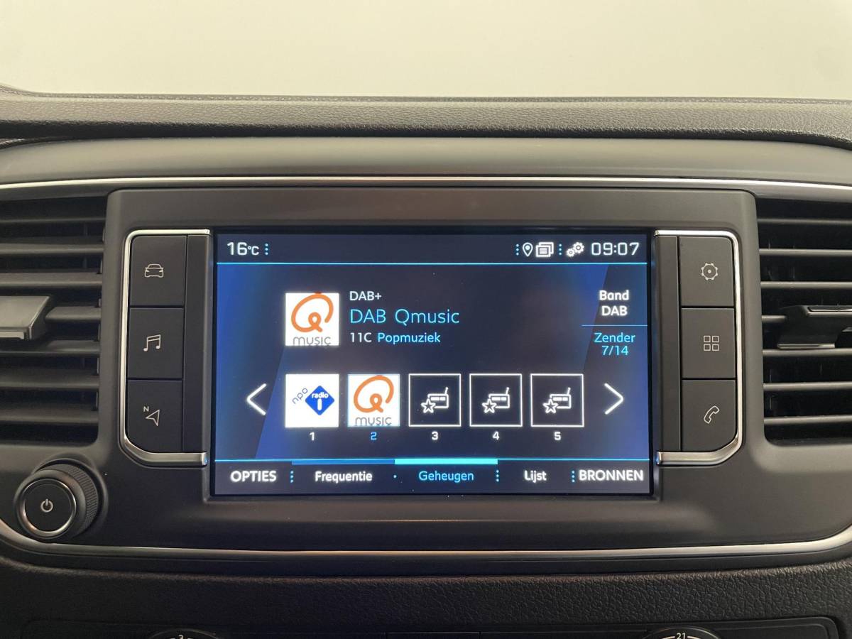 Peugeot Expert Peugeot Expert 2.0 BlueHDI 180PK Long Premium Dubbele Cabine Automaat Automaat Airco App-Connect LM Velgen