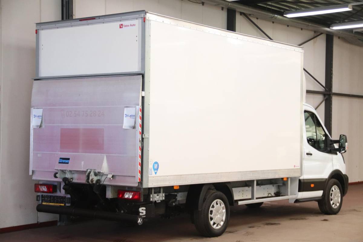 Ford Transit Ford Transit 2.0 TDCI BAKWAGEN MEUBELBAK AIRCO EURO 6