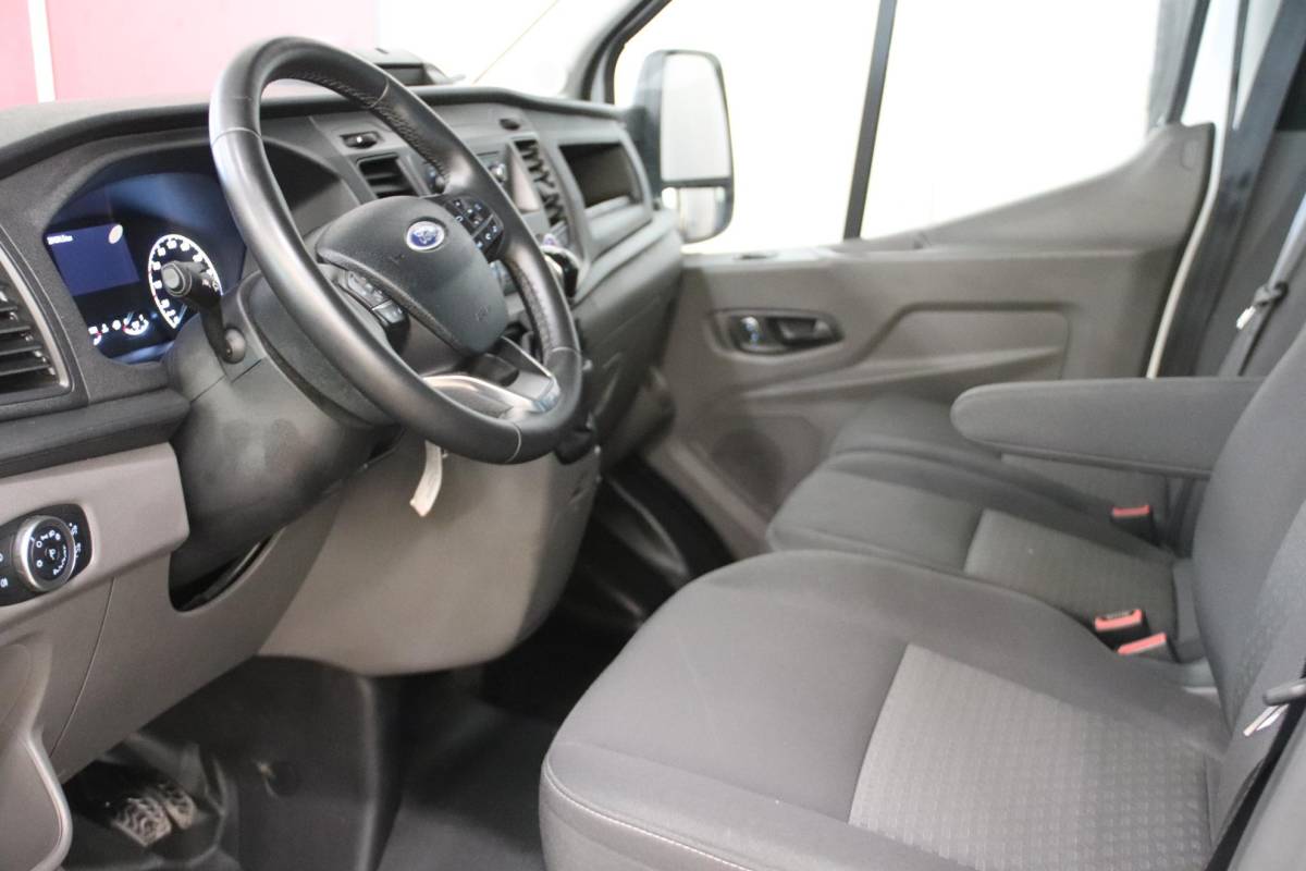Ford Transit Ford Transit 2.0 TDCI BAKWAGEN MEUBELBAK AIRCO EURO 6
