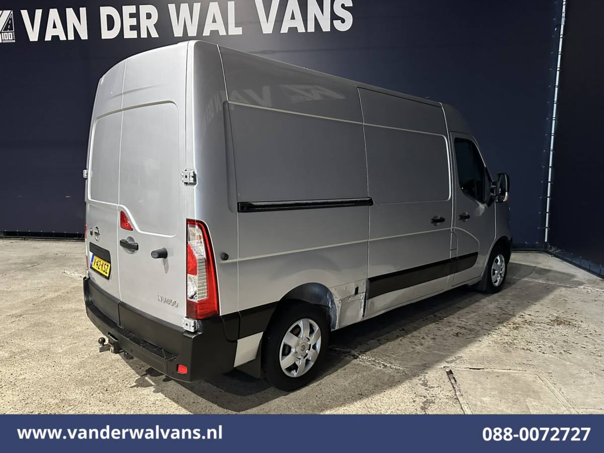 Nissan NV400 Nissan NV400 2.3 dCi 136pk L2H2 Airco | Camera | Cruisecontrol | Trekhaak | Parkeersensoren Bijrijdersbank