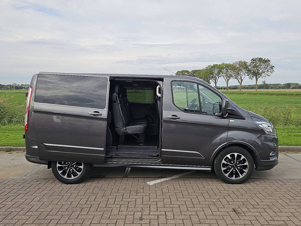 Ford Transit Custom FORD TRANSIT CUSTOM 2.0 L1H1 SPORT Dubbele Cabine 185Pk Automaat 2xSchuifdeur Lm-Velgen !