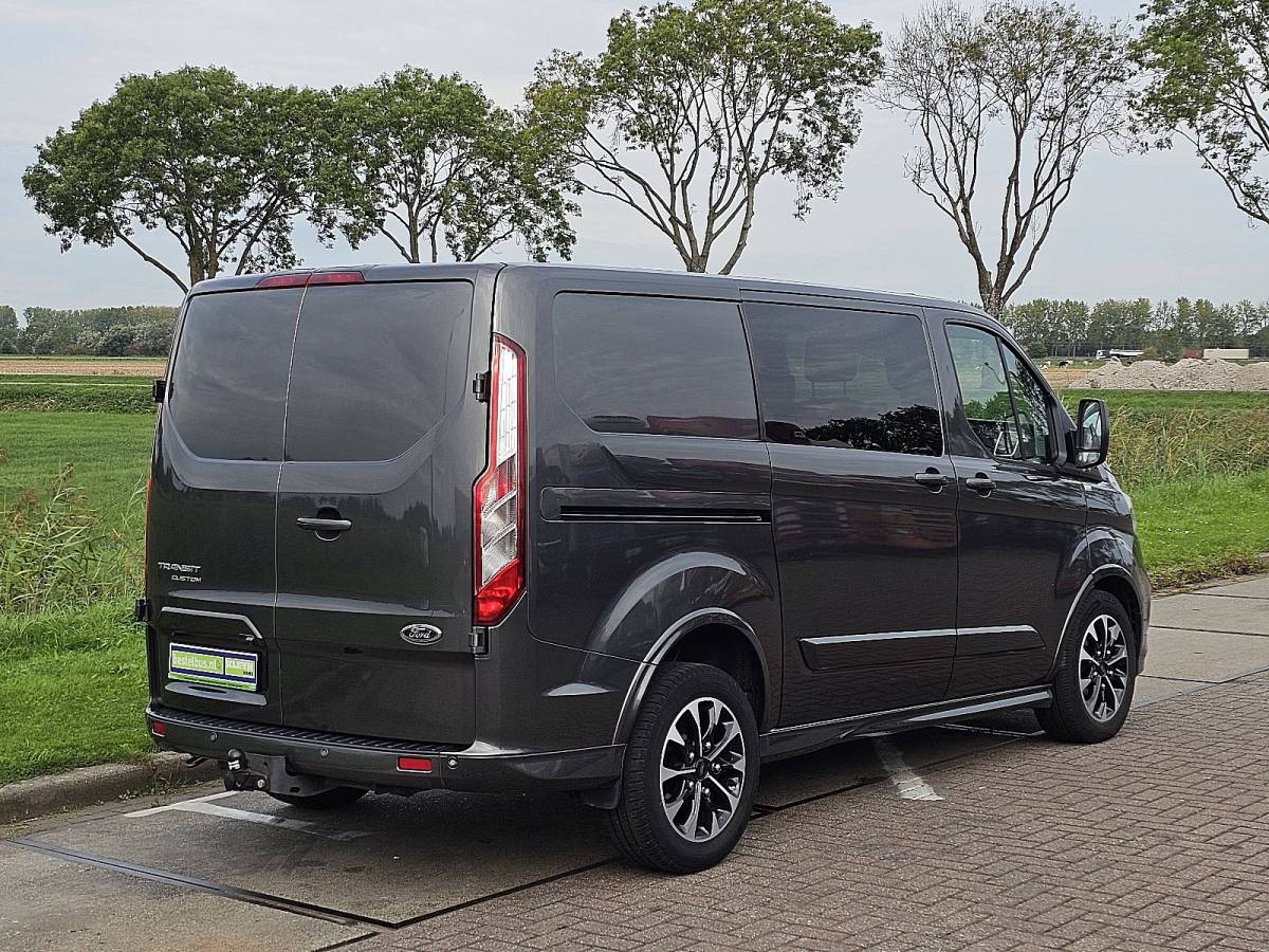 Ford Transit Custom FORD TRANSIT CUSTOM 2.0 L1H1 SPORT Dubbele Cabine 185Pk Automaat 2xSchuifdeur Lm-Velgen !