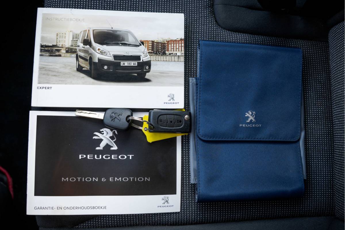 Peugeot Expert Peugeot Expert 2.0 HDi 128PK L1H1 | Cruise | Airco | 3-Zits | Trekhaak