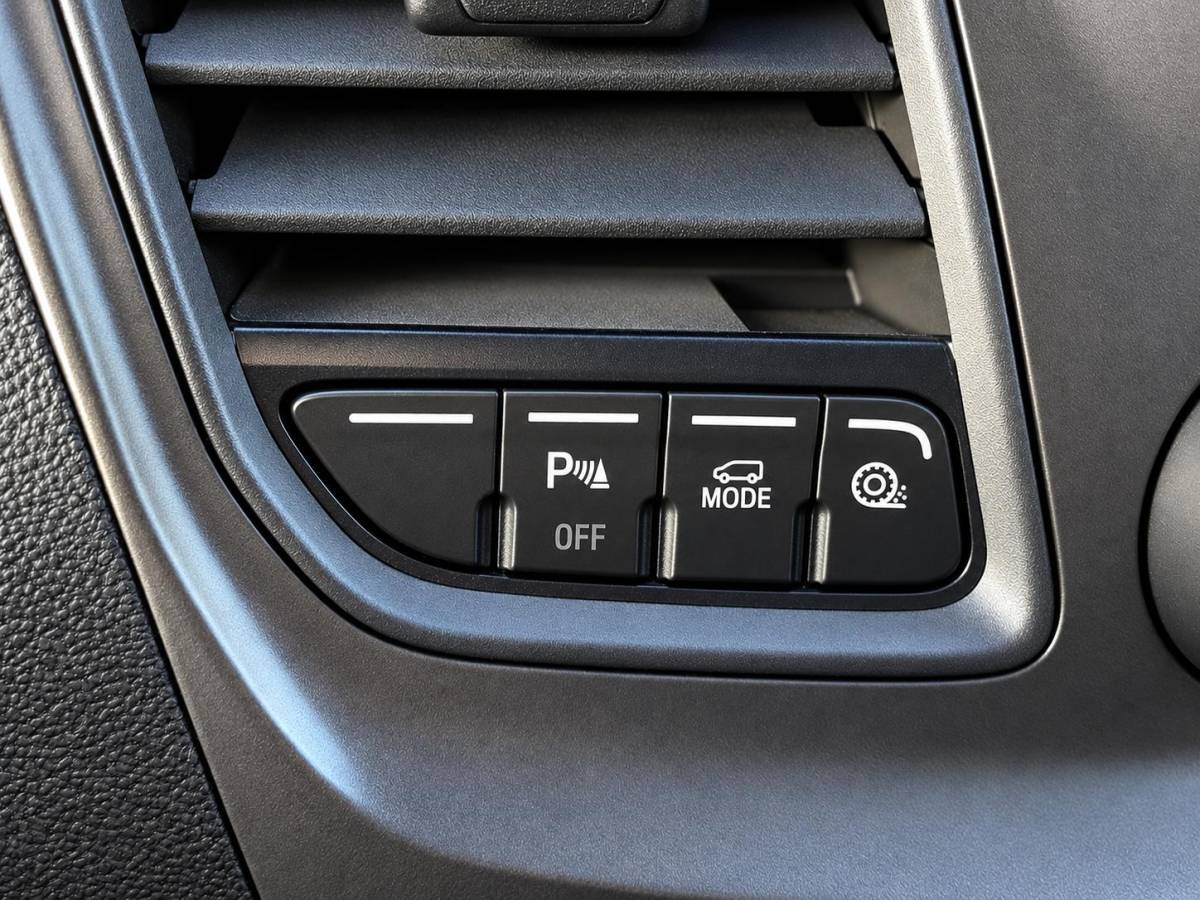 Ford Transit Ford Transit 350 2.0 TDCI L3H2 Trend 170PK Automaat PDC VA+Camera Carplay Navi BLIS Cruise Control Airco Voorruitverwarming