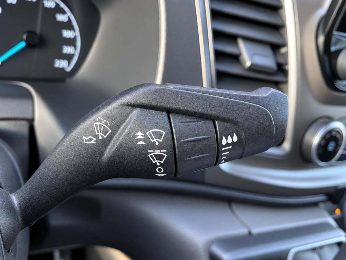 Ford Transit Ford Transit 350 2.0 TDCI L3H2 Trend 170PK Automaat PDC VA+Camera Carplay Navi BLIS Cruise Control Airco Voorruitverwarming