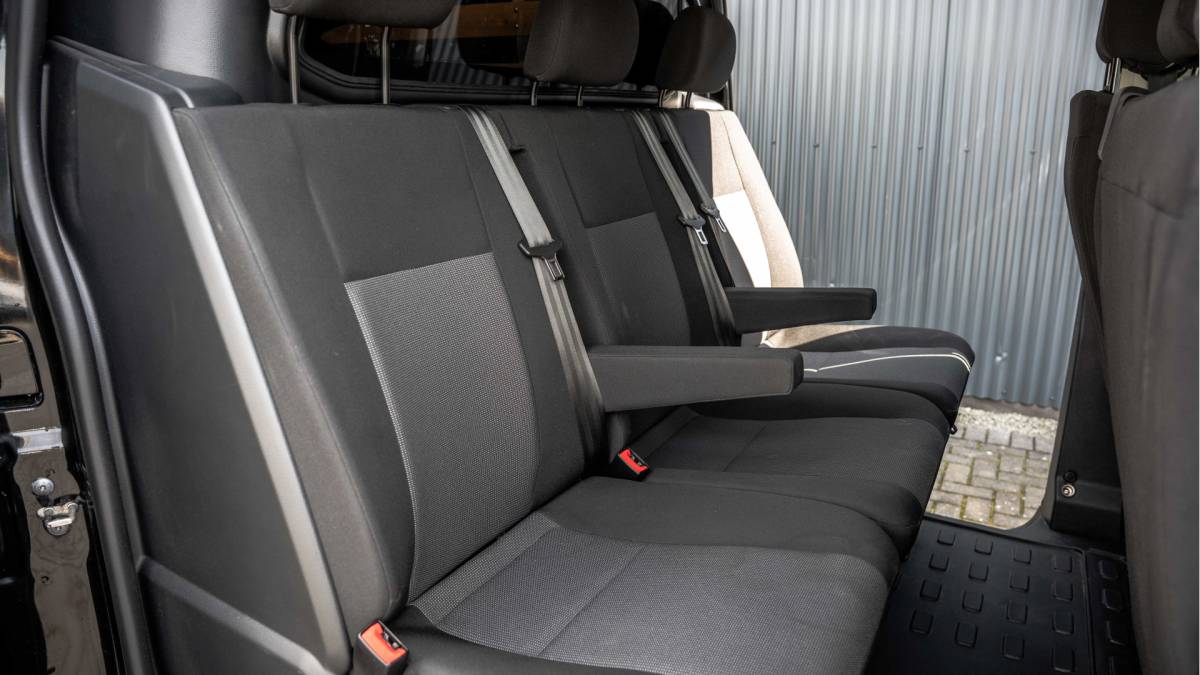 Peugeot Expert Peugeot Expert 2.0 BlueHDi 120 | Automaat | 6-Zits | 360° Camera | Carplay | Head up | PDC | Navi | Climatronic | Trekhaak