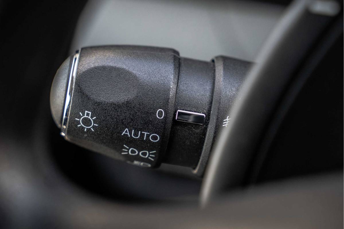 Peugeot Expert Peugeot Expert 2.0 BlueHDi 120 | Automaat | 6-Zits | 360° Camera | Carplay | Head up | PDC | Navi | Climatronic | Trekhaak