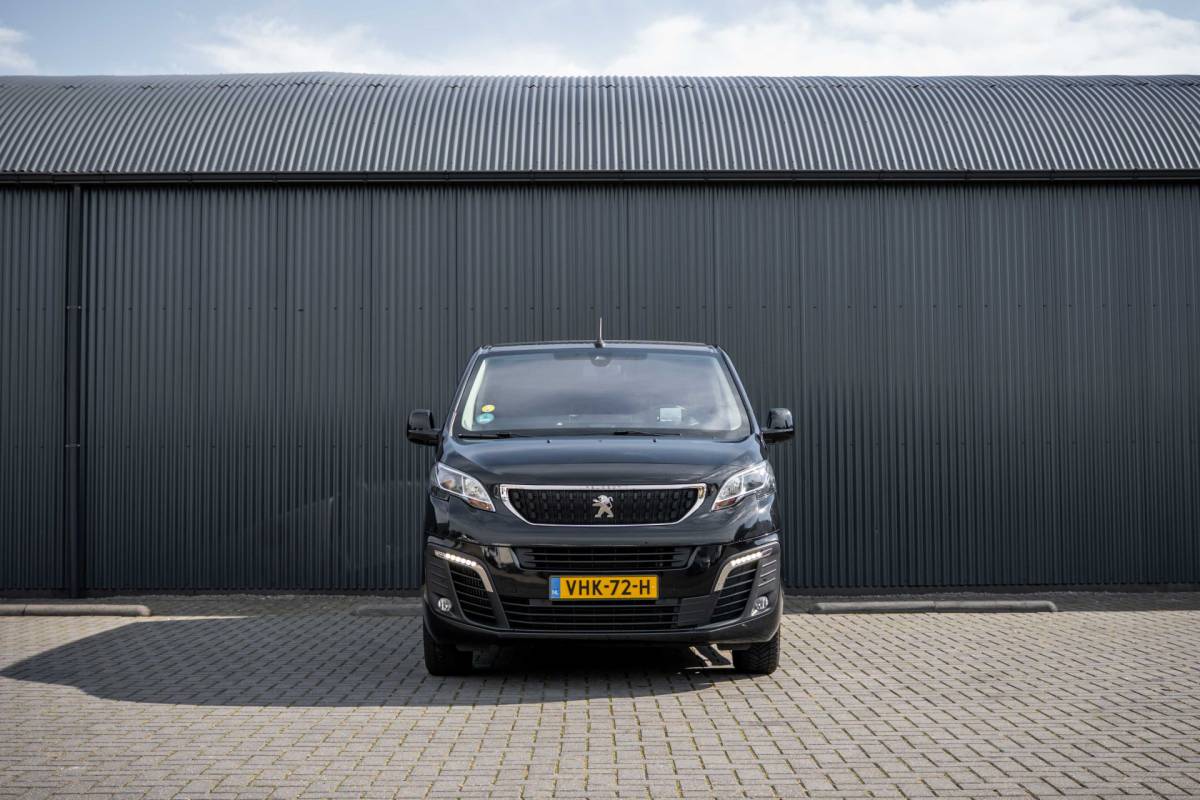 Peugeot Expert Peugeot Expert 2.0 BlueHDi 120 | Automaat | 6-Zits | 360° Camera | Carplay | Head up | PDC | Navi | Climatronic | Trekhaak