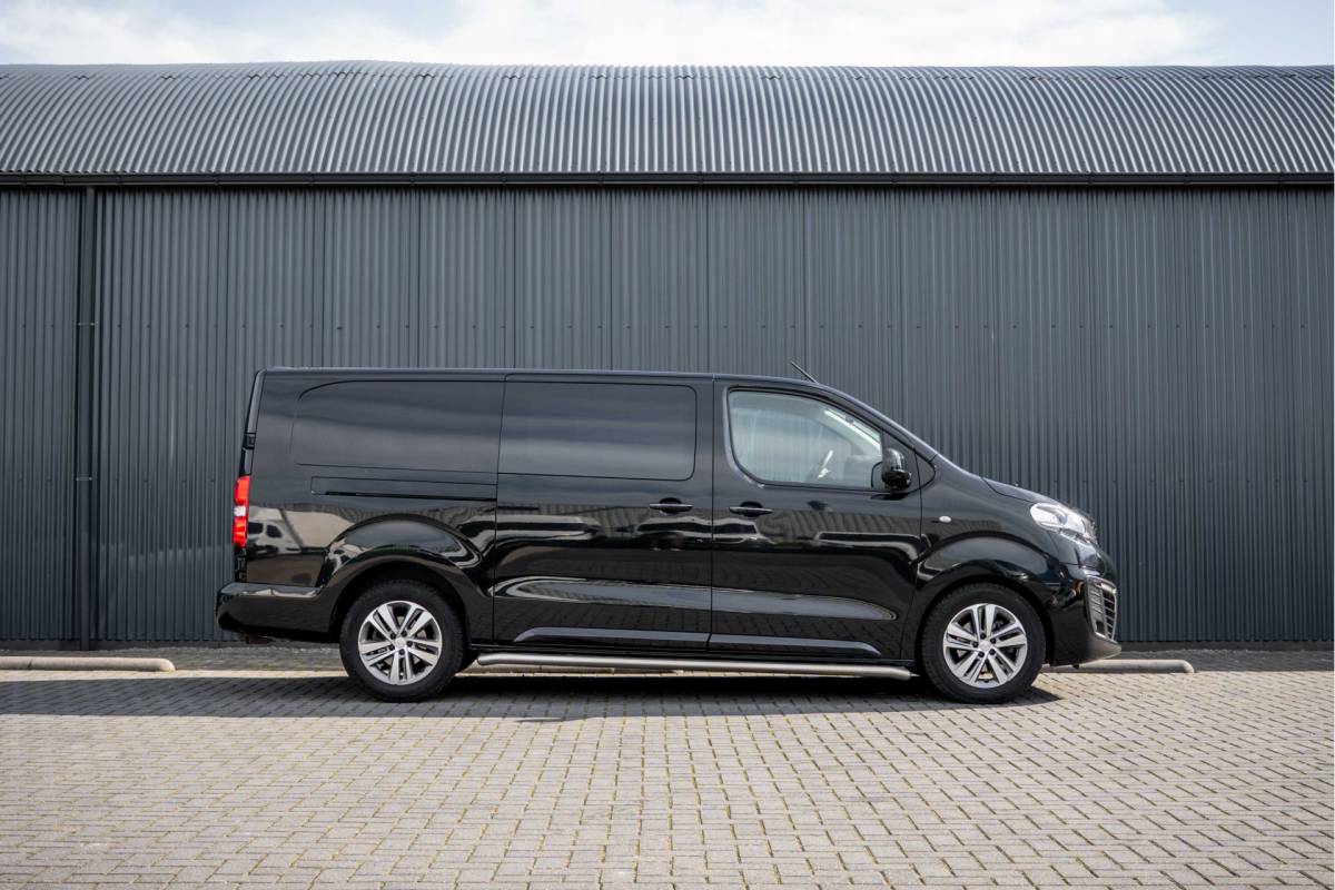 Peugeot Expert Peugeot Expert 2.0 BlueHDi 120 | Automaat | 6-Zits | 360° Camera | Carplay | Head up | PDC | Navi | Climatronic | Trekhaak