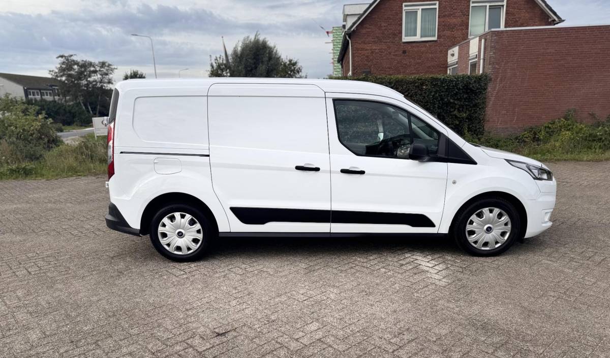Ford Transit Connect Ford Transit Connect 1.5 EcoBlue L2 Trend / Nieuwestaat / Dubbel schuif deur / Garantie / Inruil mogelijk / Carplay /