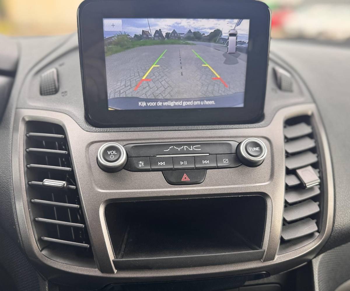 Ford Transit Connect Ford Transit Connect 1.5 EcoBlue L2 Trend / Nieuwestaat / Dubbel schuif deur / Garantie / Inruil mogelijk / Carplay /